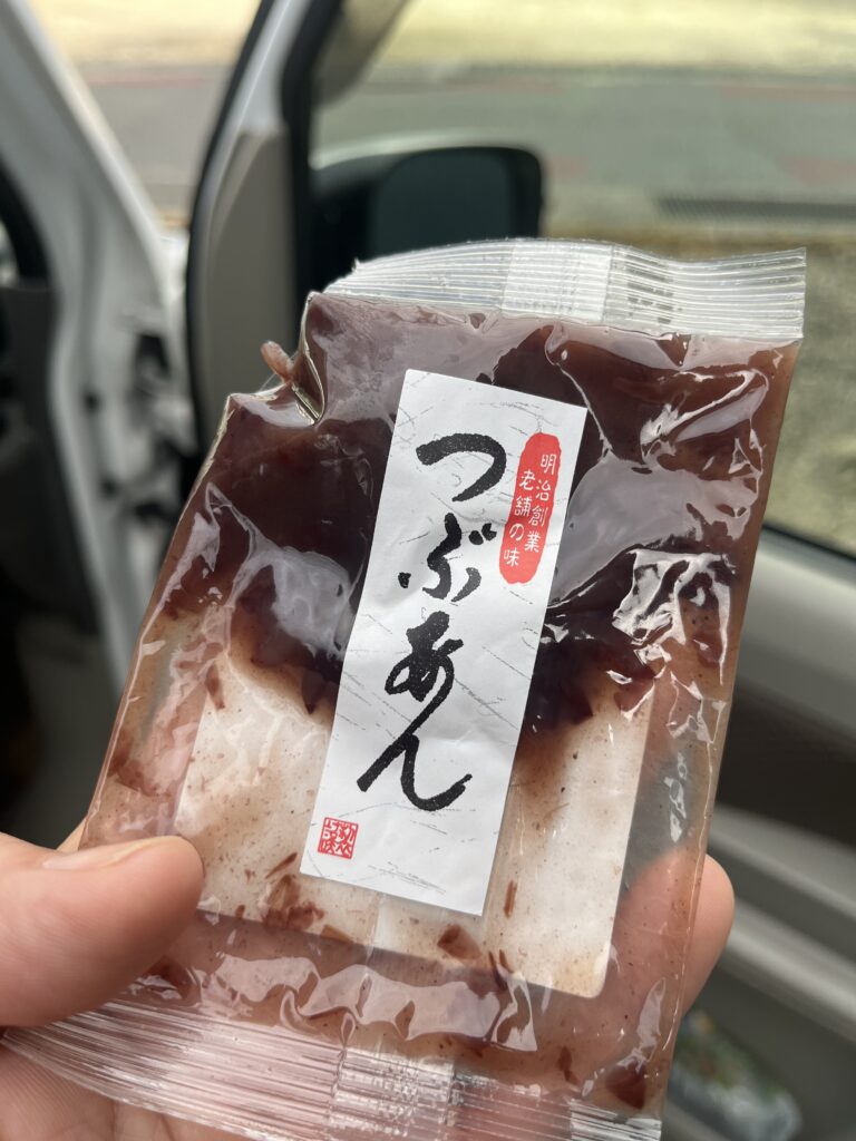 血糖値を下げないように、休憩時に糖分を良く食べてます。